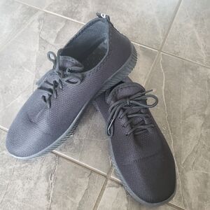 Women's Casual Sneakers